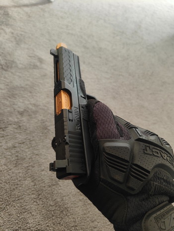 Afbeelding 3 van RWA (VFC) Agency Arms Ronin Premium Pistol