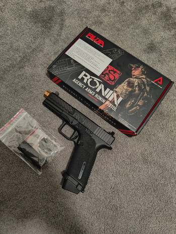 Afbeelding 4 van RWA (VFC) Agency Arms Ronin Premium Pistol