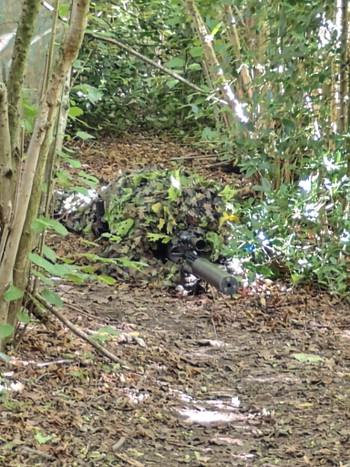 Afbeelding 2 van Gecrafte Novritsch Flecktarn Ghillie suit (bovenkant is een cape)