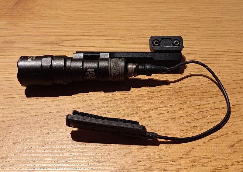 Image 1 pour Surefire Replica Lamp + Pressure pad + M-Lok Mount