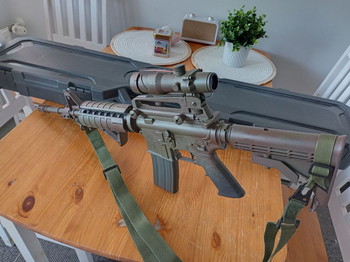 Afbeelding 3 van M4a1 (WA system) + accessories