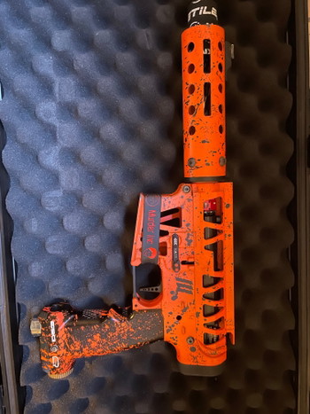 Afbeelding 2 van Monk custom firefly OMG body
