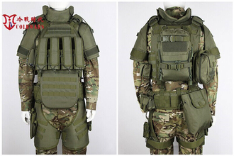 Afbeelding van Russian juggernaut suit