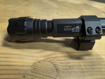 Image 2 for ultrafire wf-501b