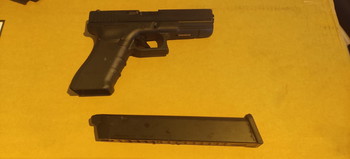 Image 2 for Glock 18C met Extended mag