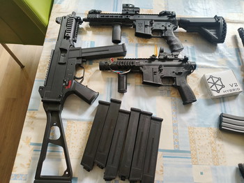 Afbeelding 2 van G&G UMP45 AEG, G&G SMC9 GBB, VFC VR16 CQB GBB, UMAREX OA15 M4 AEG en SPECNA ARMS RRA STUBBY M4 PISTOL