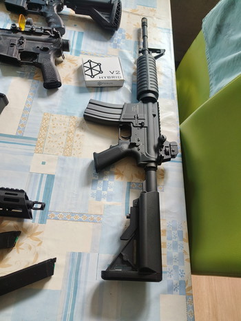 Afbeelding 4 van G&G UMP45 AEG, G&G SMC9 GBB, VFC VR16 CQB GBB, UMAREX OA15 M4 AEG en SPECNA ARMS RRA STUBBY M4 PISTOL