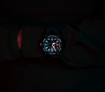 Afbeelding 2 van Military Watch CAMO | LED & Waterproof