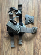 Image pour Novritsch SSP1 holster met drop leg platform