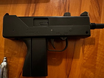 Image 4 pour Tokyo Soldier 1100/ MAC 10 CO2 Blowback