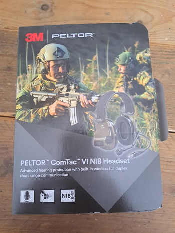 Image 2 pour 3M Peltor Comtac VI NIB Headset J11