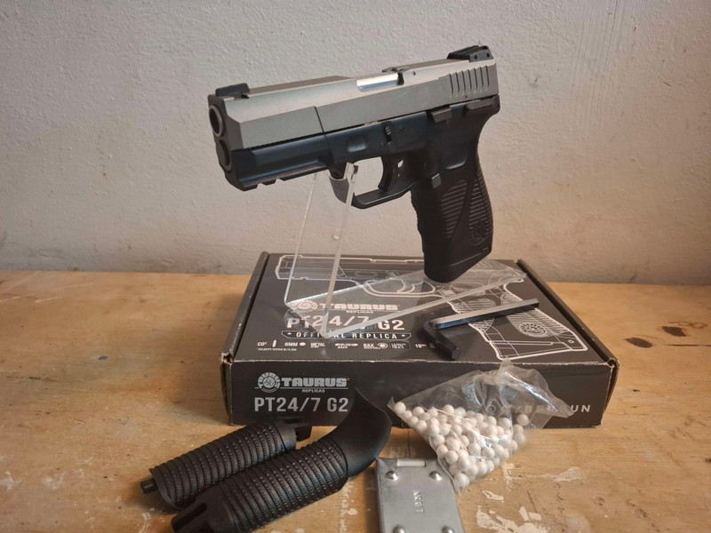 Afbeelding 1 van Cybergun Taurus PT 24/7 G2 - GBB - NEAR MINT