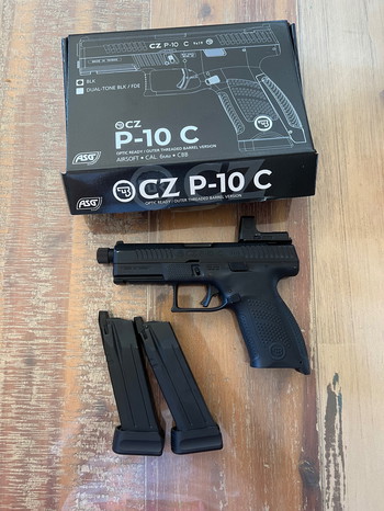 Afbeelding 2 van VSR-10 en CZ-P10 C