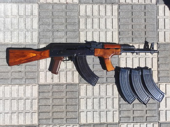 Bild 2 für GHK AKM V2 GBB + extras