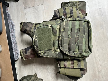 Image 2 pour Camo vest (Merk onbekend) + extra pouches