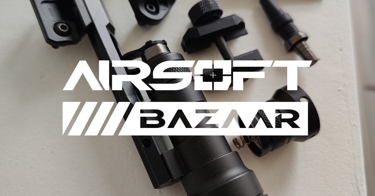M300 surefire kloon + M-lok mount - Airsoft Bazaar