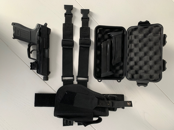 Afbeelding 3 van Umarex (VFC) HK45CT met toebehoren