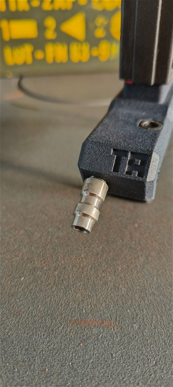 Afbeelding 3 van KWA/TM MP7 drum mag HPA adapter met US aansluiting