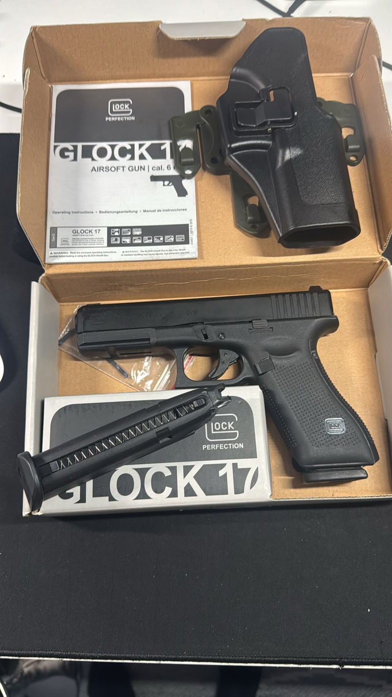 Bild 1 für Nieuwe Glock17 Gen5 met extra mag en molle holster