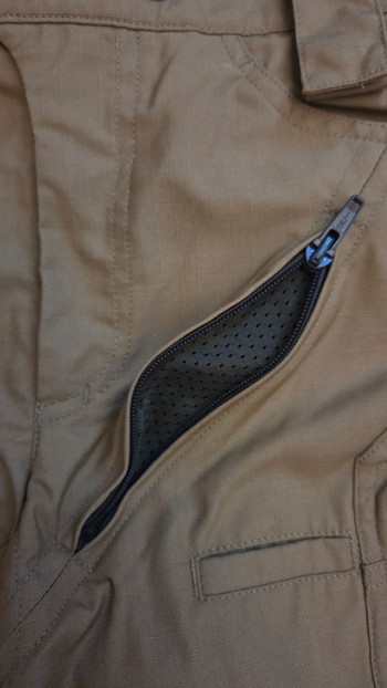 Imagen 4 de UF Pro Striker HT Combat Pants - Coyote Brown (Maat 33/34)