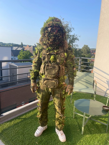 Afbeelding 2 van lot ghillie complet- sniper type vsr 10 HPA FULL upgrade (tdc fourni mais pas monté) + réplique de soutien+ tout les accessoires compris (49 photos disponible sur demande)