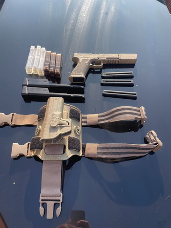 Afbeelding 3 van lot ghillie complet- sniper type vsr 10 HPA FULL upgrade (tdc fourni mais pas monté) + réplique de soutien+ tout les accessoires compris (49 photos disponible sur demande)