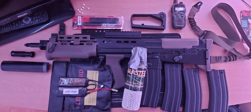 Imagen 1 de ICS L85 A2 carbine met toebehoren