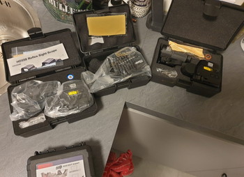 Bild 4 für alles nieuw , RMR , 2X red dot plus magnifier ,,en  novritisch red dot