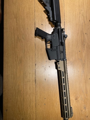 Afbeelding 4 van VFC Avalon URGI Carbine AEG