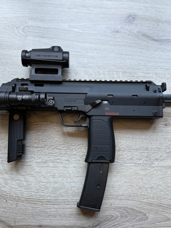 Image 2 pour Nieuwe Tokyo Marui MP7 GBB + 6 magazijnen,