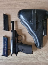 Image pour WO2 P38 replica, inclusief 2 magazijnen, holster, BB's en gas.