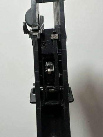 Afbeelding 5 van WE SCAR L GBB Airsoft Rifle Zwart + 4 mags