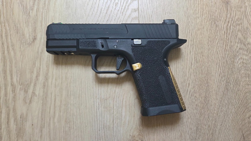 Afbeelding 1 van EMG Armorer Works Salient Arms BLU Compact / Glock 19 GBB