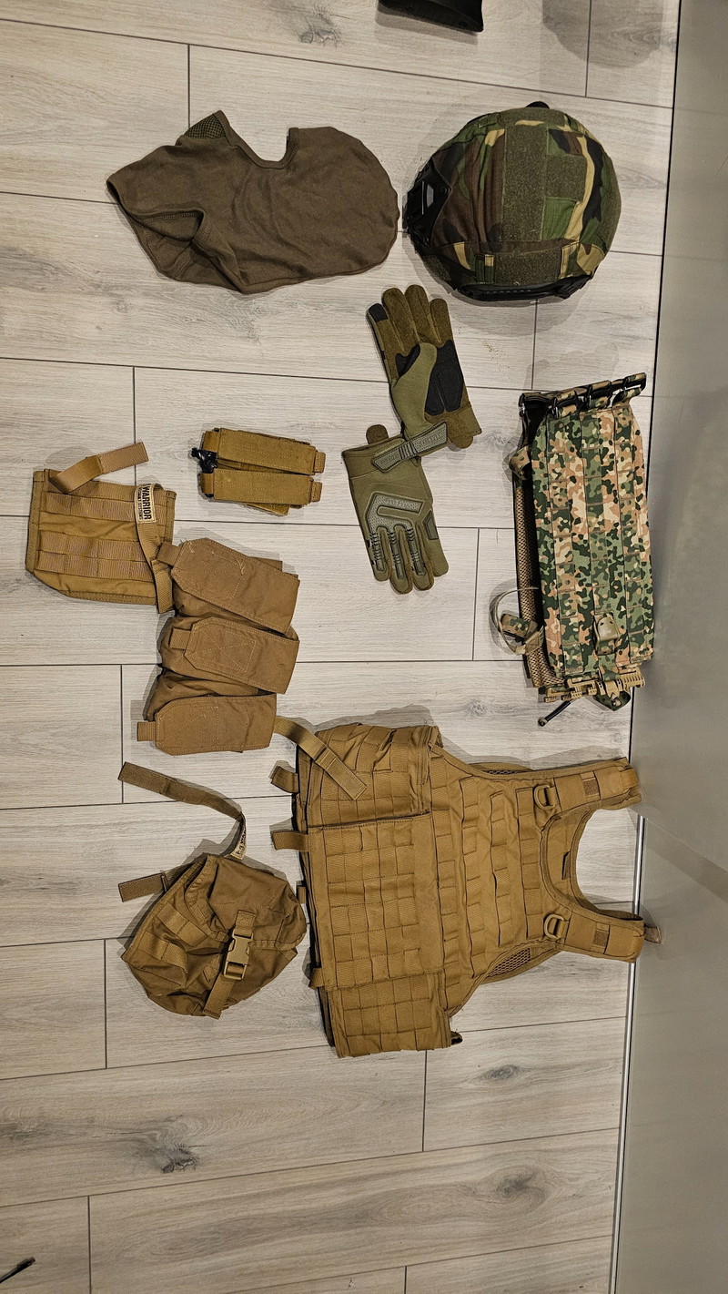 Image 1 for Warrios vest en pouches