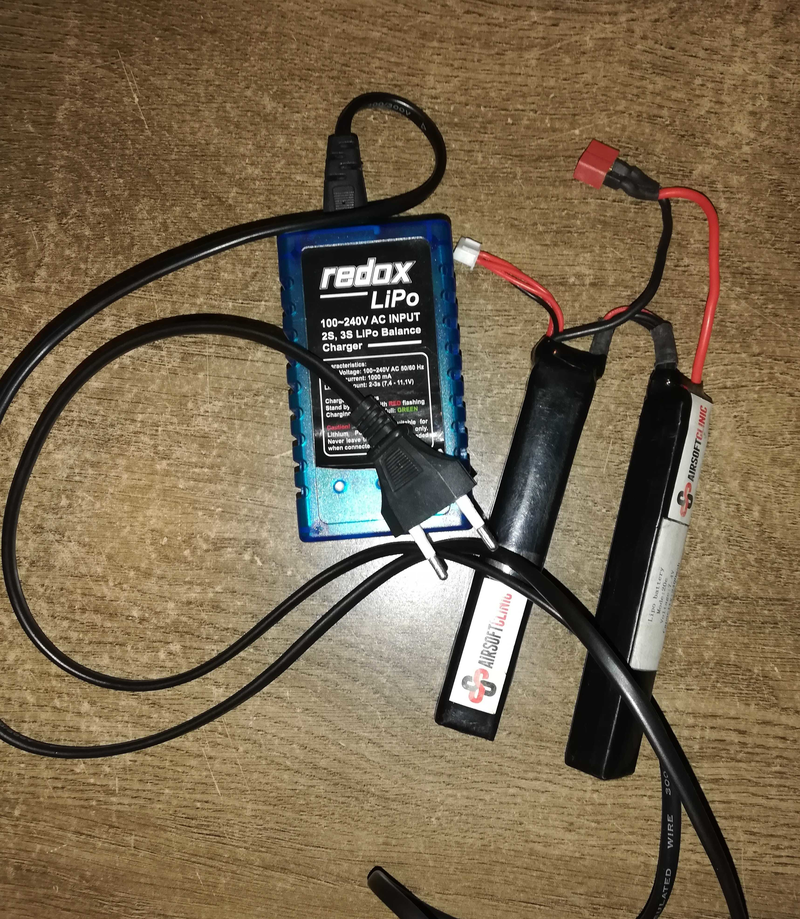 Bild 1 für Lipo charger en lipo