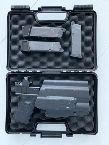 Afbeelding 2 van Fully Upgraded Tokyo Marui G19 - volledige set!