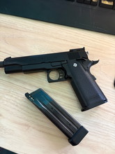 Imagen para hi capa met adapter op loop voor tracer