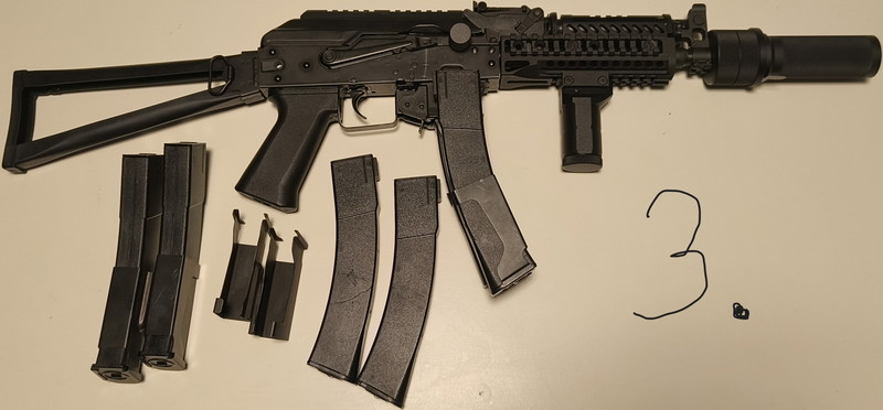 Image 1 pour LCT PP19 VITYAZ met 6 midcaps en 3 magazijn koppelaars