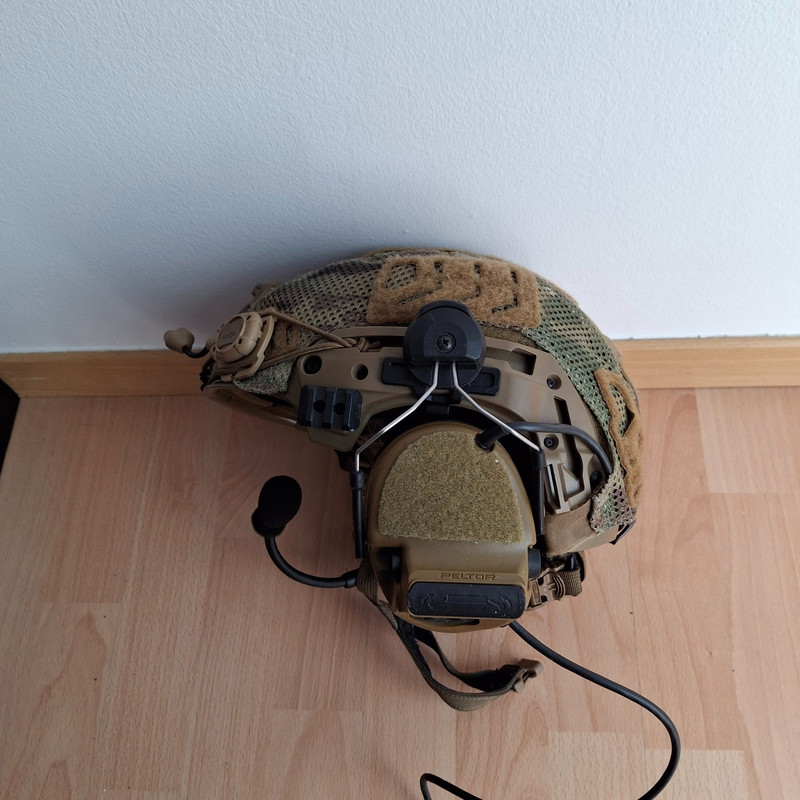 Image 1 pour Multicam Team wendy bump helmet + comtac 3