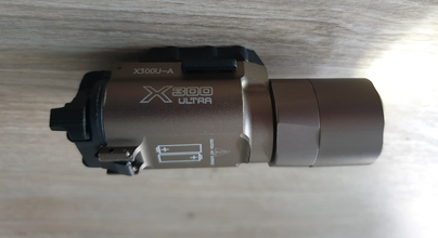 Bild für Element X300 Ultra Pistol Flashlight met SUREFIRE markings