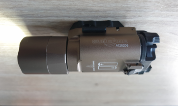 Afbeelding 2 van Element X300 Ultra Pistol Flashlight met SUREFIRE markings