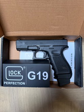 Imagen para CYBERGUN GLOCK 19 GEN.3 GBB CO2 6MM