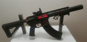 Image 2 pour Lancer tactical LT-32 Hellion Black / Red custom. 
