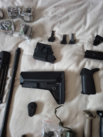 Afbeelding 3 van multicam poncho, hoedje, camo tape, outerbarrels, stock, mk23 light enz..enz..