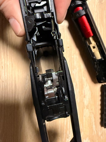 Image 3 for Action Army AAP-01, voll getunt, Stahl-Tuninglauf, Hop-Unit, MOC Adapter für M4-Mags, komplettenset