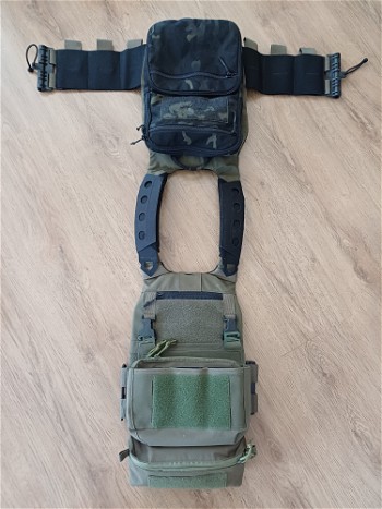 Afbeelding 4 van FERRO CONCEPTS V2 STYLE PLATE CARRIER  | COMPLETE SET | INCLUSIEF QUICK-RELEASE CLIPS & BACK PANEL