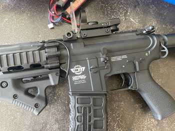Afbeelding 4 van AEG Startset - G&G Firehawk met accesoires