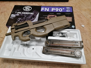 Imagen para FN P90 AEG