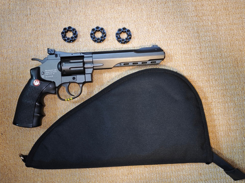 Image 1 for Umarex Ruger Super hawk C02 met 3 mags, tas en extra C02 patronen.