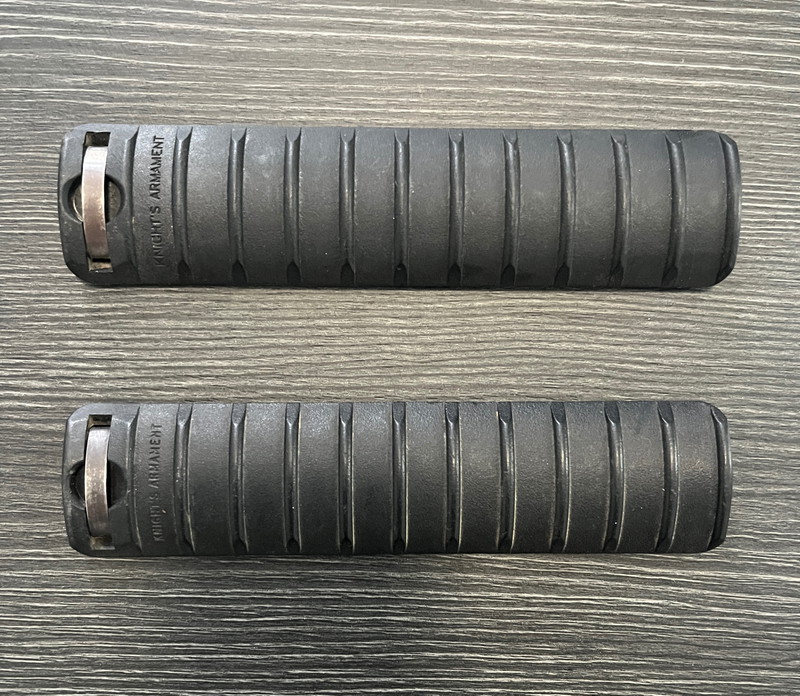 Immagine 1 di Original 2x KAC Knights Armament Picatinny Handguard Rail Cover 11 rib AR15